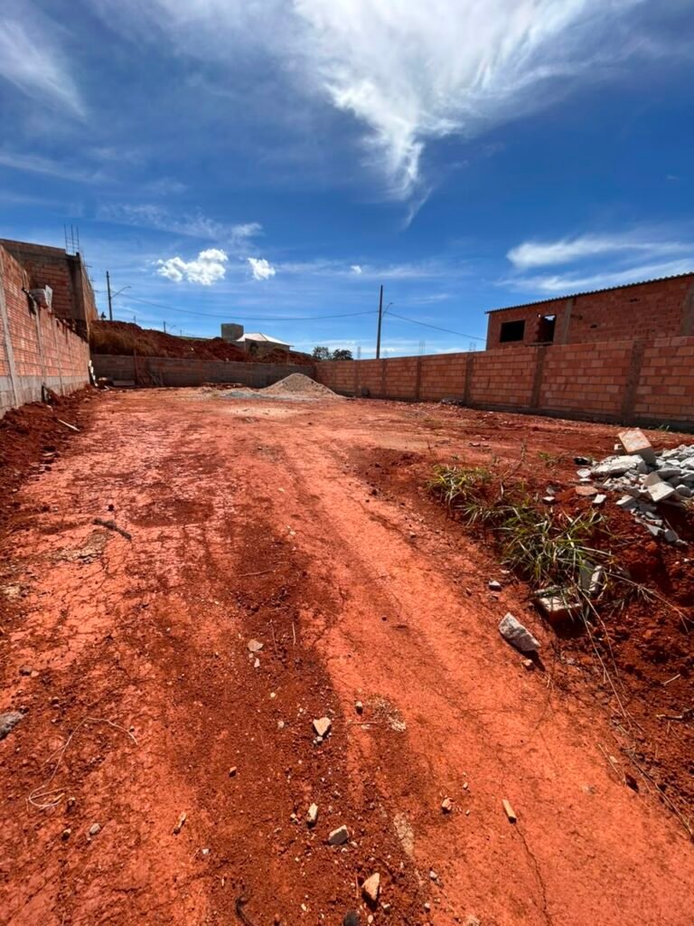 Lote 300m² em Itatiaiuçu-MG whatsapp image 2026 09 08 at 15.50.58